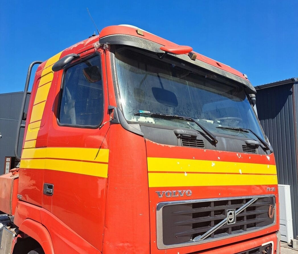 VOLVO KABINA KOMPLETNA VOLVO FH 16 EURO 5 NISKA - Кабина для Грузовиков: фото 1 VOLVO KABINA KOMPLETNA VOLVO FH 16 EURO 5 NISKA - Кабина для Грузовиков: фото 1