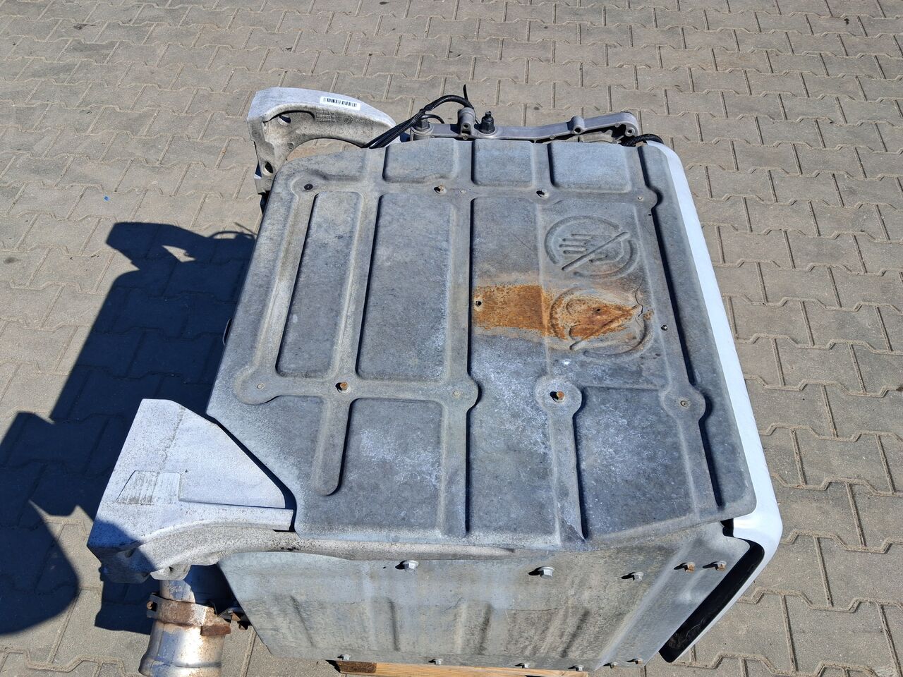 VOLVO KATALIZATOR TŁUMIK DPF FILTR KOMPLETNY VOLVO FH 4 FM 4 RENAULT GAMA T RANGE - Катализатор: фото 3 VOLVO KATALIZATOR TŁUMIK DPF FILTR KOMPLETNY VOLVO FH 4 FM 4 RENAULT GAMA T RANGE - Катализатор: фото 3
