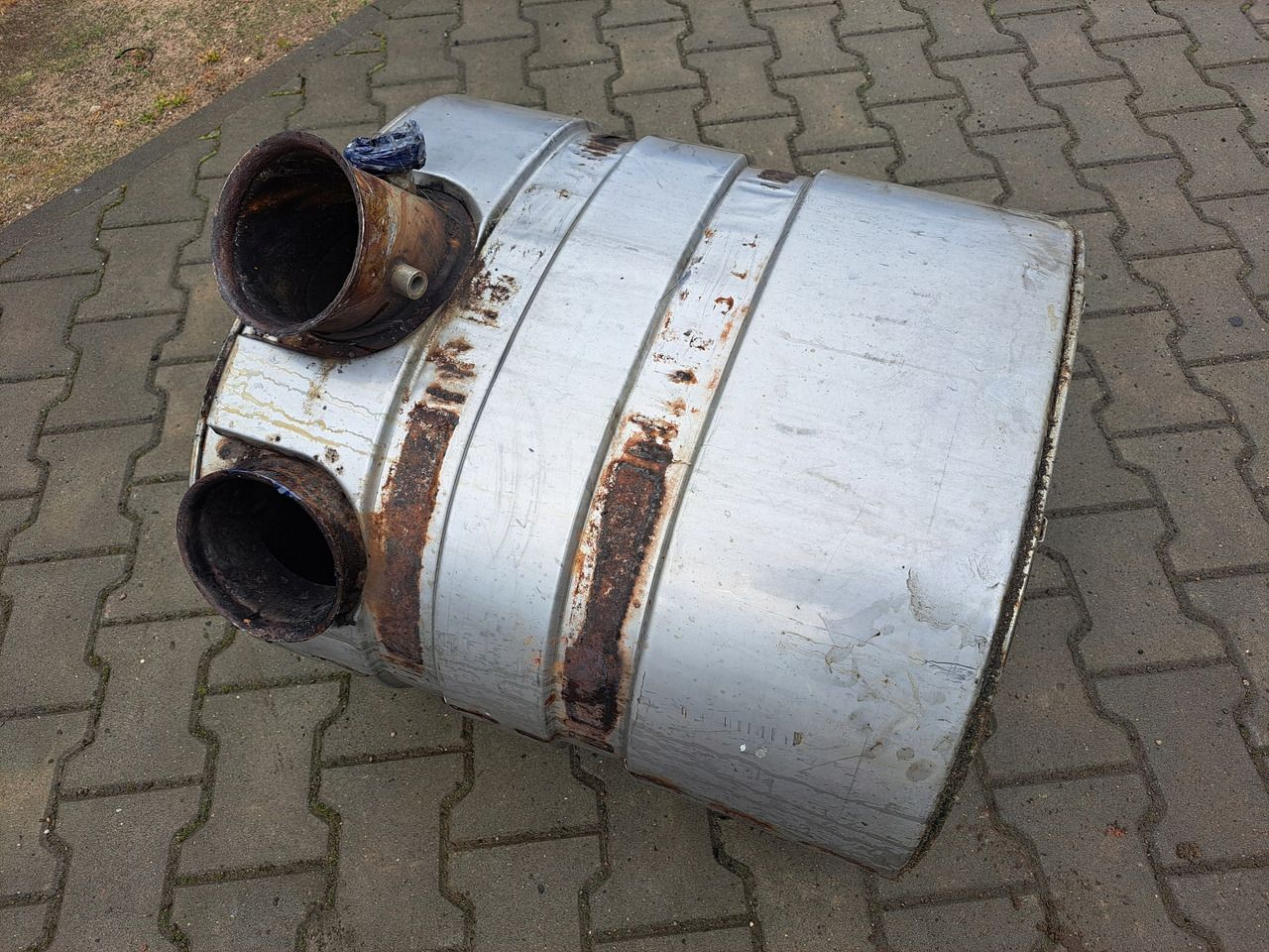 VOLVO KATALIZATOR TŁUMIK DPF FILTR RENAULT PREMIUM KERAX LANDER DXI VOLVO FH FM - Катализатор для Грузовиков: фото 5 VOLVO KATALIZATOR TŁUMIK DPF FILTR RENAULT PREMIUM KERAX LANDER DXI VOLVO FH FM - Катализатор для Грузовиков: фото 5