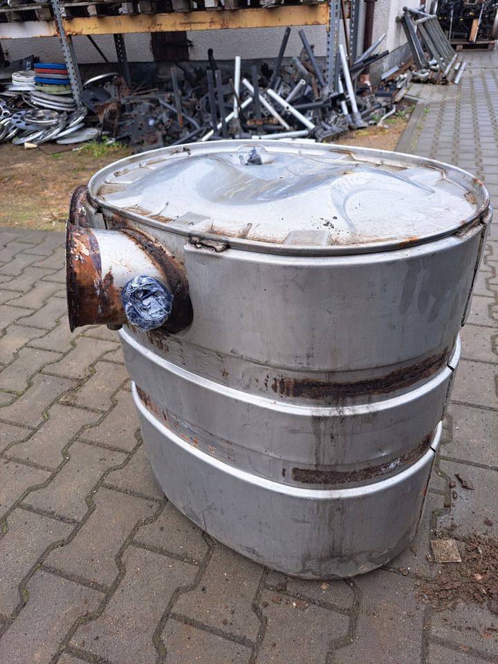 VOLVO KATALIZATOR TŁUMIK DPF FILTR RENAULT PREMIUM KERAX LANDER DXI VOLVO FH FM - Катализатор для Грузовиков: фото 3 VOLVO KATALIZATOR TŁUMIK DPF FILTR RENAULT PREMIUM KERAX LANDER DXI VOLVO FH FM - Катализатор для Грузовиков: фото 3
