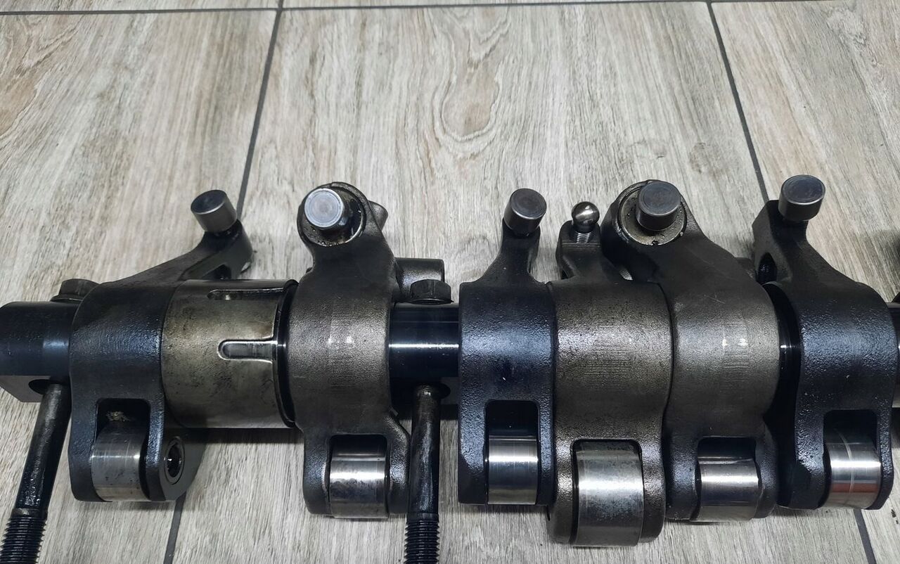 VOLVO KLAWIATURA ROZRZĄDU RENAULT GAMA T RANGE DTI 11 430 460 VOLVO FM 4 FMX D11K - Двигатель и запчасти для Грузовиков: фото 2 VOLVO KLAWIATURA ROZRZĄDU RENAULT GAMA T RANGE DTI 11 430 460 VOLVO FM 4 FMX D11K - Двигатель и запчасти для Грузовиков: фото 2
