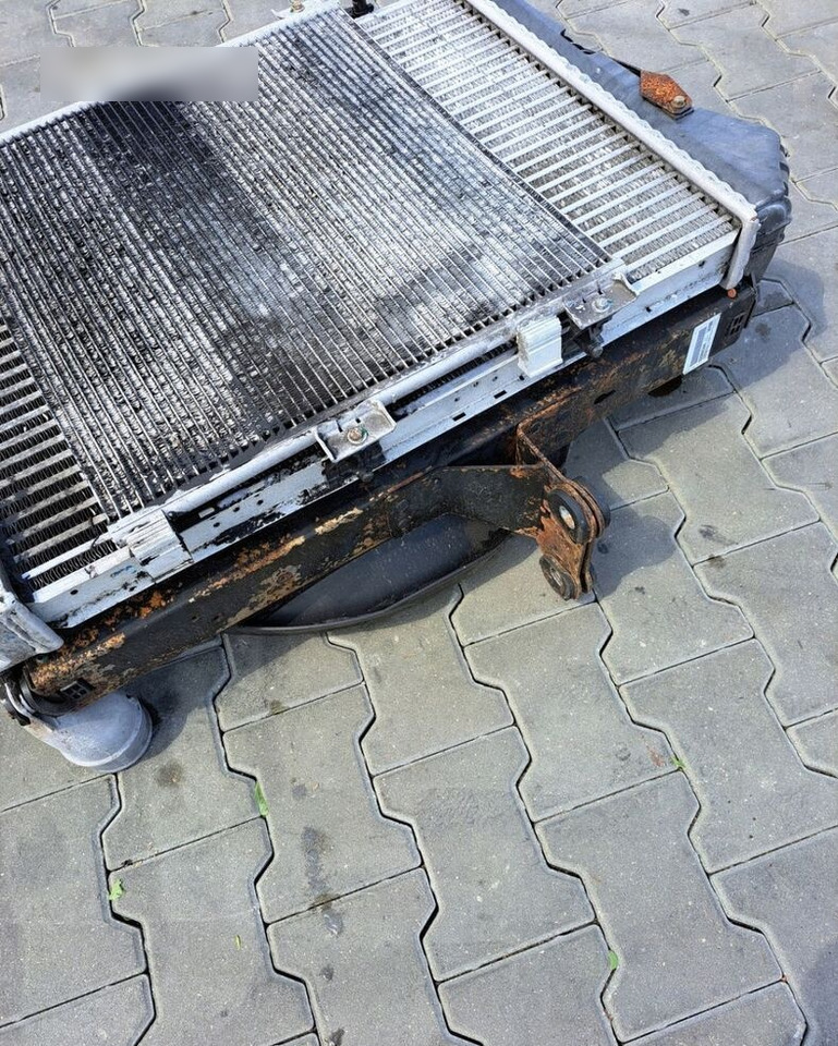 VOLVO KOMPLET CHŁODNIC VOLVO FL RENAULT MIDLUM DXI 7 - Радиатор для Грузовиков: фото 4 VOLVO KOMPLET CHŁODNIC VOLVO FL RENAULT MIDLUM DXI 7 - Радиатор для Грузовиков: фото 4