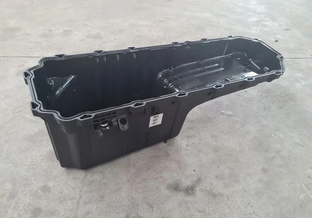 VOLVO MISA MISKA OLEJOWA SILNIKA VOLVO FH 16 D16K EURO 6 - Масляный поддон для Грузовиков: фото 1 VOLVO MISA MISKA OLEJOWA SILNIKA VOLVO FH 16 D16K EURO 6 - Масляный поддон для Грузовиков: фото 1