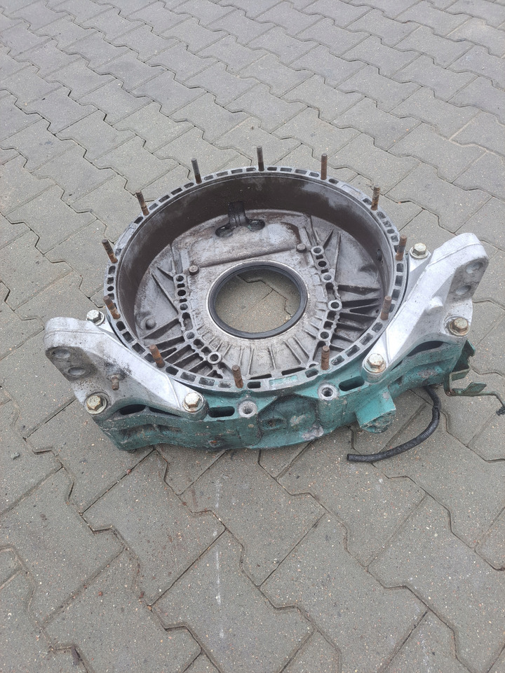 VOLVO OBUDOWA SPRZĘGŁA KOŁA ZAMACHOWEGO VOLVO FM FH D12D RENAULT MAGNUM DXI 12 - Двигатель и запчасти для Грузовиков: фото 4 VOLVO OBUDOWA SPRZĘGŁA KOŁA ZAMACHOWEGO VOLVO FM FH D12D RENAULT MAGNUM DXI 12 - Двигатель и запчасти для Грузовиков: фото 4