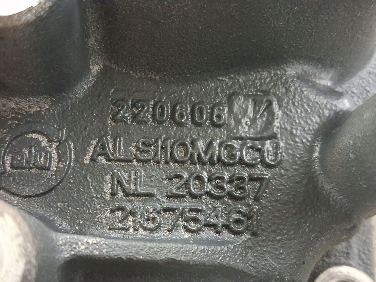 VOLVO OBUDOWA TERMOSTATU RENAULT GAMA TURBO COMPOUND VOLVO FH 5 - Система охлаждения для Грузовиков: фото 5 VOLVO OBUDOWA TERMOSTATU RENAULT GAMA TURBO COMPOUND VOLVO FH 5 - Система охлаждения для Грузовиков: фото 5