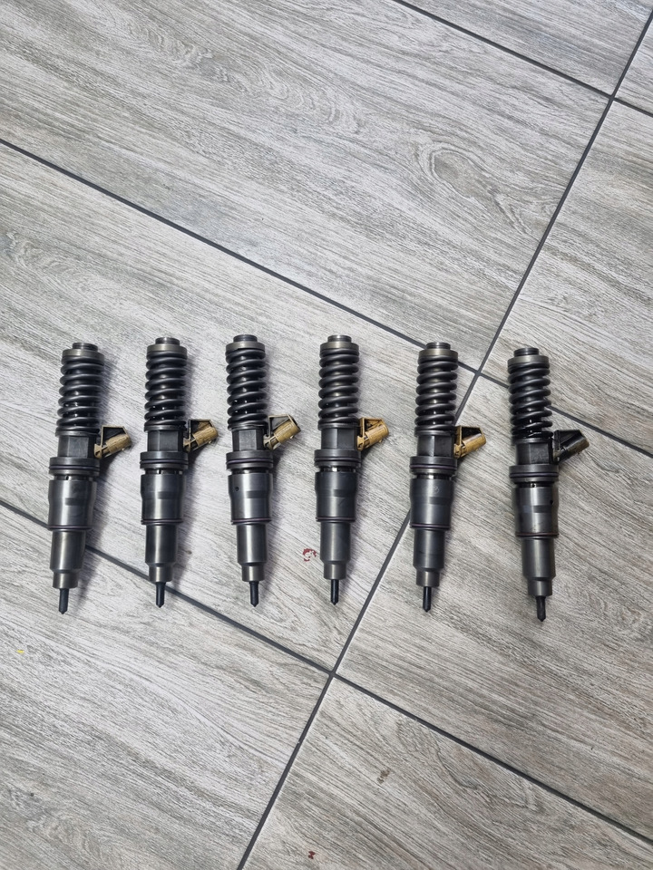 VOLVO POMPOWTRYSKIWACZE WTRYSKI RENAULT MAGNUM DXI 12 VOLVO FH FM 12 20430583 - Распределитель впрыска для Грузовиков: фото 1 VOLVO POMPOWTRYSKIWACZE WTRYSKI RENAULT MAGNUM DXI 12 VOLVO FH FM 12 20430583 - Распределитель впрыска для Грузовиков: фото 1