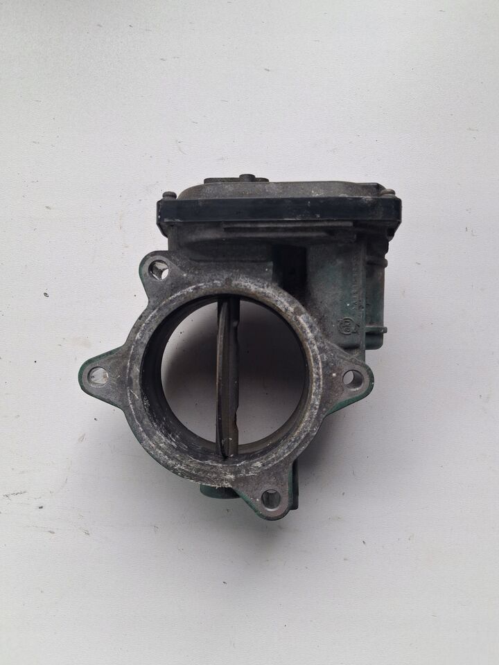 VOLVO PRZEPUSTNICA ZAWÓR EGR RENAULT GAMA T C K RANGE VOLVO FH 4 FM 4 FH 16 - Двигатель и запчасти для Грузовиков: фото 3 VOLVO PRZEPUSTNICA ZAWÓR EGR RENAULT GAMA T C K RANGE VOLVO FH 4 FM 4 FH 16 - Двигатель и запчасти для Грузовиков: фото 3