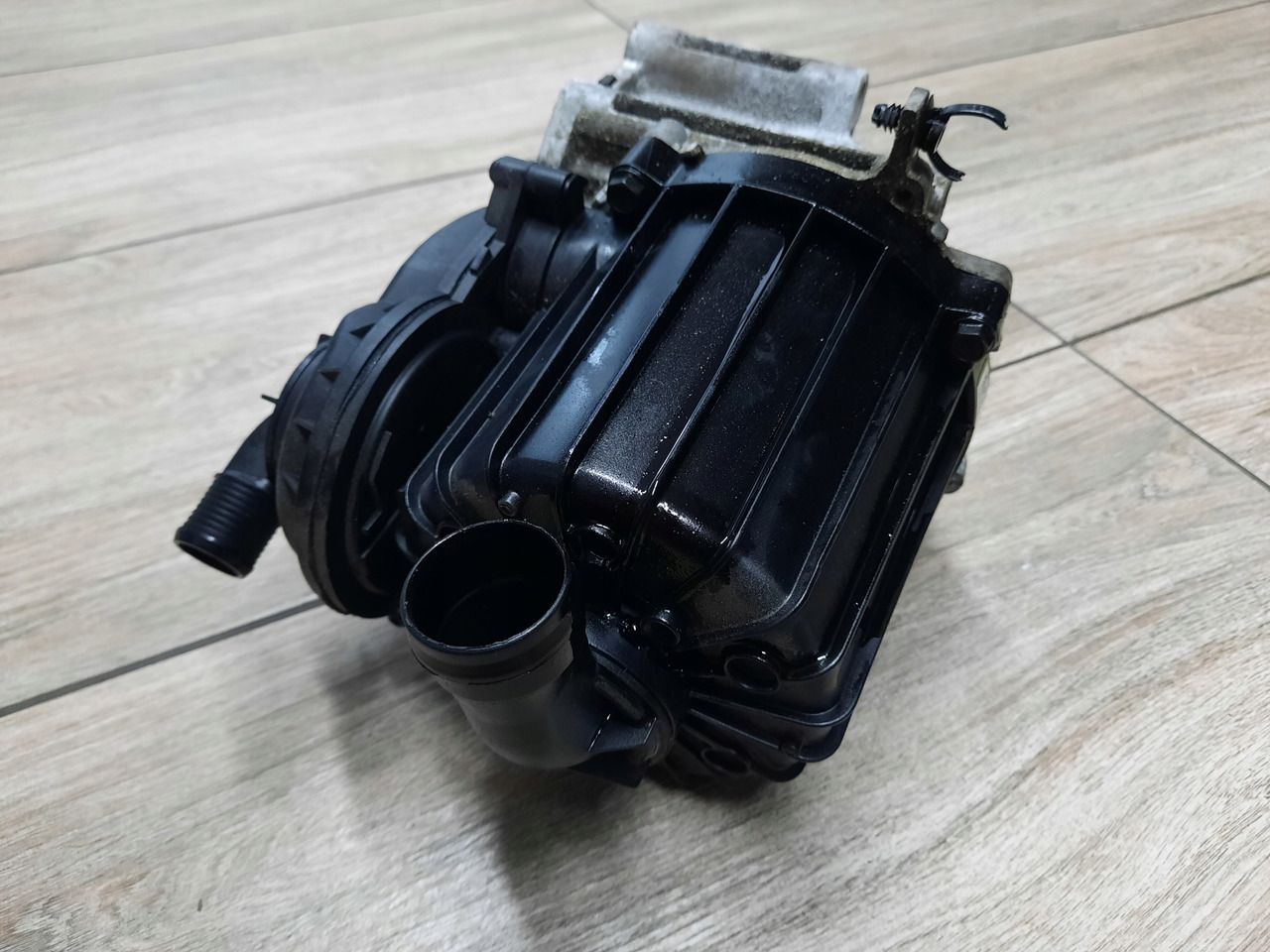 VOLVO SEPARATOR OLEJU WIRÓWKA ODMA Volvo FH 4 FM 4 RENAULT GAMA RANGE T - Двигатель и запчасти для Грузовиков: фото 5 VOLVO SEPARATOR OLEJU WIRÓWKA ODMA Volvo FH 4 FM 4 RENAULT GAMA RANGE T - Двигатель и запчасти для Грузовиков: фото 5