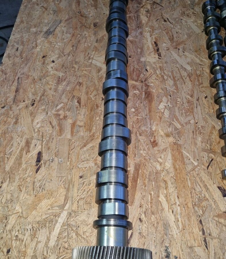 VOLVO WAŁEK ROZRZĄDU VOLVO FH 12 RENAULT MAGNUM DXI 12 8148524 - Распределительный вал для Грузовиков: фото 1 VOLVO WAŁEK ROZRZĄDU VOLVO FH 12 RENAULT MAGNUM DXI 12 8148524 - Распределительный вал для Грузовиков: фото 1