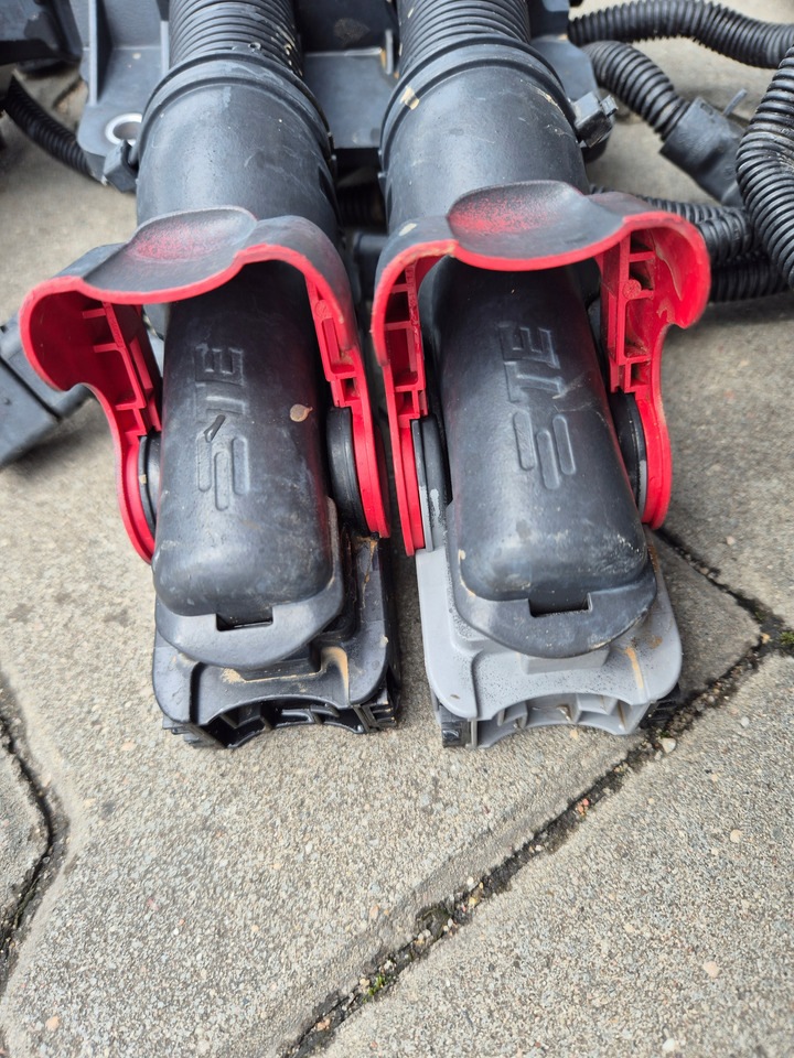 VOLVO WIĄZKA INSTALACJA SILNIKA VOLVO FH FM RENAULT GAMA RANGE T EVO D13 8K LIFT - Кабели/ Провода для Грузовиков: фото 2 VOLVO WIĄZKA INSTALACJA SILNIKA VOLVO FH FM RENAULT GAMA RANGE T EVO D13 8K LIFT - Кабели/ Провода для Грузовиков: фото 2