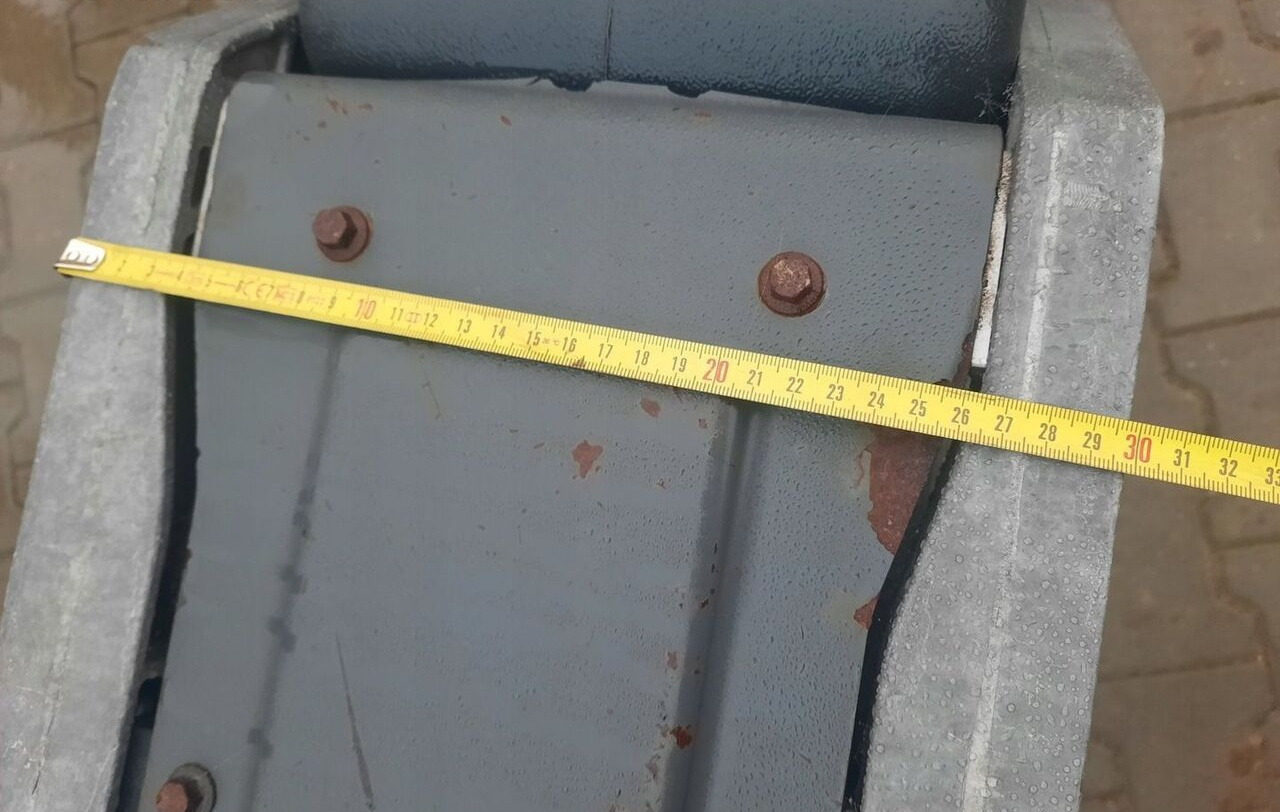 VOLVO ZBIORNIK ADBLUE RENAULT GAMA RANGE T K C VOLVO FH 4 FM 4 FMX FH 5 FM 5 - Бак для AdBlue для Грузовиков: фото 3 VOLVO ZBIORNIK ADBLUE RENAULT GAMA RANGE T K C VOLVO FH 4 FM 4 FMX FH 5 FM 5 - Бак для AdBlue для Грузовиков: фото 3