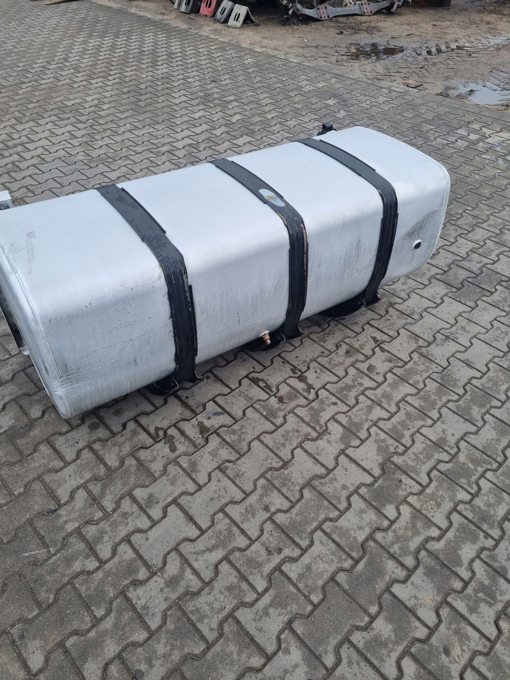 Топливный бак для Грузовиков VOLVO ZBIORNIK PALIWA RENAULT PREMIUM MAGNUM DXI VOLVO FH FM 12 13 4 175X70X70: фото 6