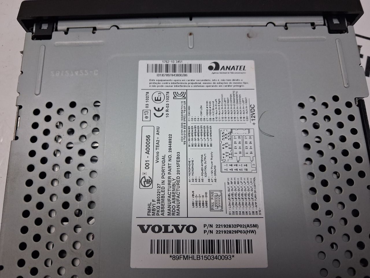 VOLVO ZMIENIARKA CD RADIO SEM CZYTNIK PŁYT CD VOLVO FH 4 FM 4 - Кабина и интерьер для Грузовиков: фото 3 VOLVO ZMIENIARKA CD RADIO SEM CZYTNIK PŁYT CD VOLVO FH 4 FM 4 - Кабина и интерьер для Грузовиков: фото 3