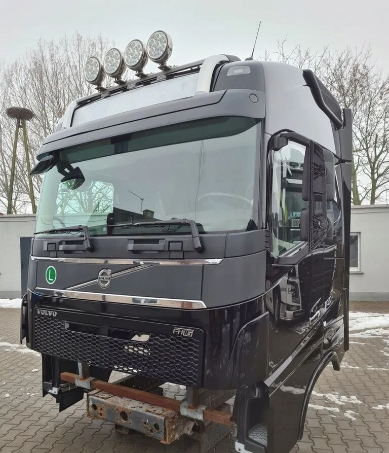 Volvo KOMPLETNA FH 16 750 EURO 6 GLOBETROTTER 2018 ROK Volvo VOLVO FH 16 750 EURO 6 GLOBETROTTER 2018 ROK - Кабина для Грузовиков: фото 5 Volvo KOMPLETNA FH 16 750 EURO 6 GLOBETROTTER 2018 ROK Volvo VOLVO FH 16 750 EURO 6 GLOBETROTTER 2018 ROK - Кабина для Грузовиков: фото 5