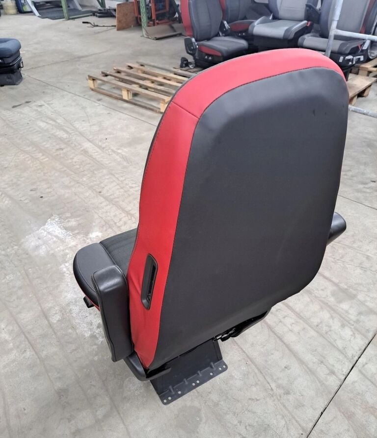 Volvo OBROTOWY PASAŻERA PRAWY FH 4 FM 4 - Сиденье для Грузовиков: фото 5 Volvo OBROTOWY PASAŻERA PRAWY FH 4 FM 4 - Сиденье для Грузовиков: фото 5