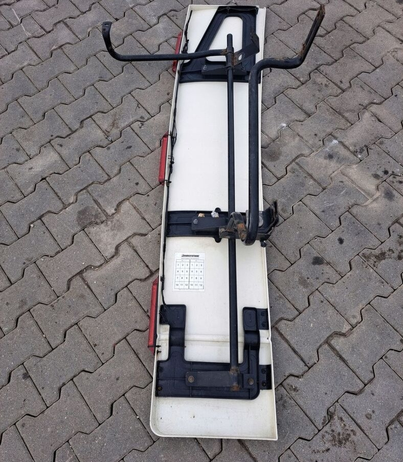 Volvo OWIEWKA LEWA SPOILER ZAKABINOWY VOLVO FH 12 13 - Аэродинамика/ Спойлеры для Грузовиков: фото 5 Volvo OWIEWKA LEWA SPOILER ZAKABINOWY VOLVO FH 12 13 - Аэродинамика/ Спойлеры для Грузовиков: фото 5