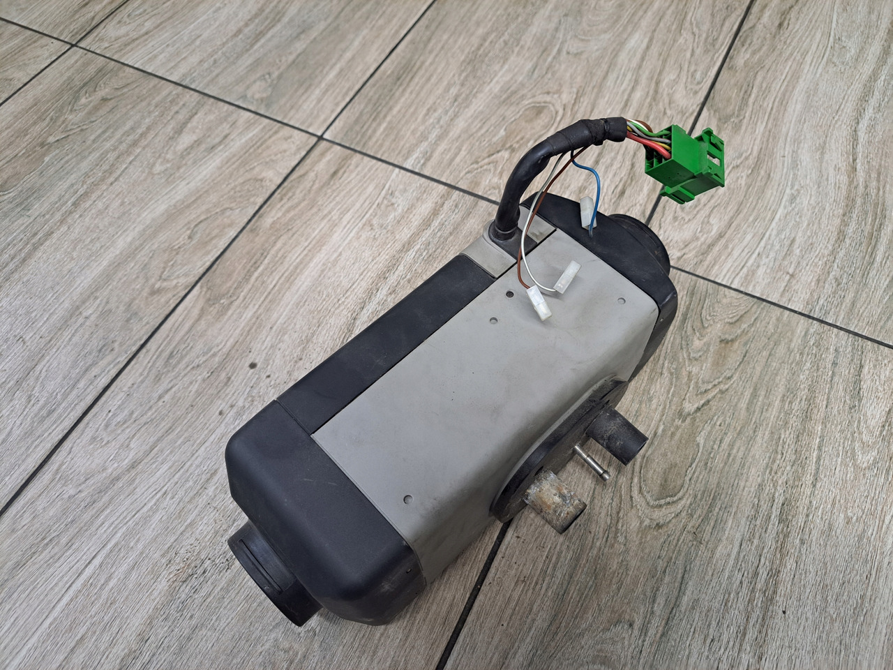 WEBASTO WEBASTO OGRZEWANIE AIR TOP 2000 ST VOLVO FH 13 FM 13 - Отопление/ Вентиляция для Грузовиков: фото 2 WEBASTO WEBASTO OGRZEWANIE AIR TOP 2000 ST VOLVO FH 13 FM 13 - Отопление/ Вентиляция для Грузовиков: фото 2