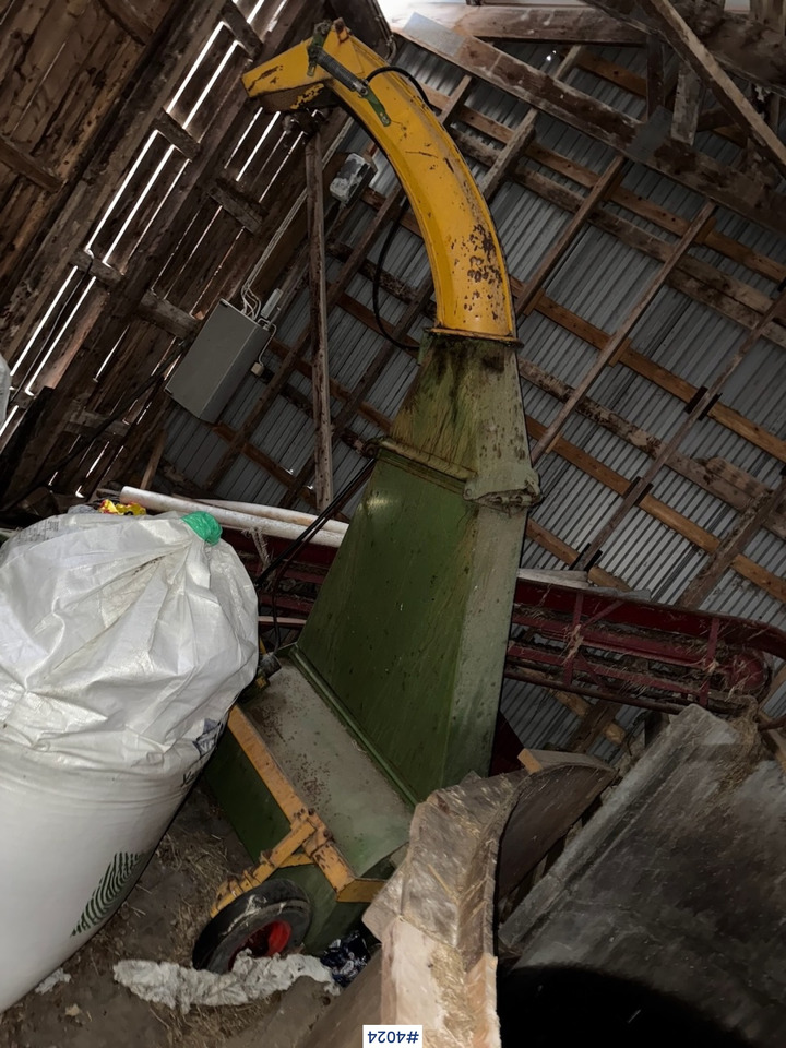 1994 Serigstad 35 harvester with tractor part - Техника для сенозаготовки: фото 1 1994 Serigstad 35 harvester with tractor part - Техника для сенозаготовки: фото 1