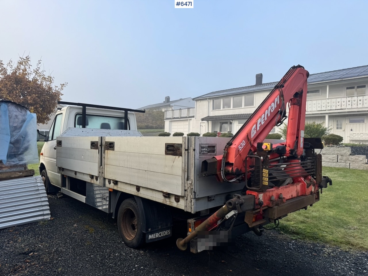 Малотоннажный бортовой грузовик 1996 Mercedes 412D Flatbed truck w/ Rear-mounted crane.: фото 10