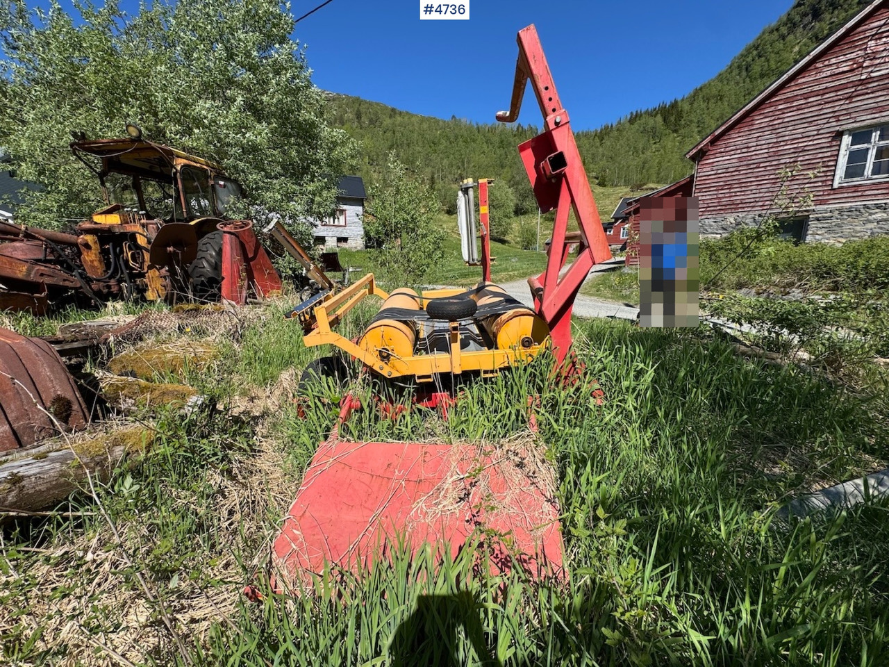 1997 Tellefsdal AW 4000 round bale wrapper - Техника для сенозаготовки: фото 5 1997 Tellefsdal AW 4000 round bale wrapper - Техника для сенозаготовки: фото 5