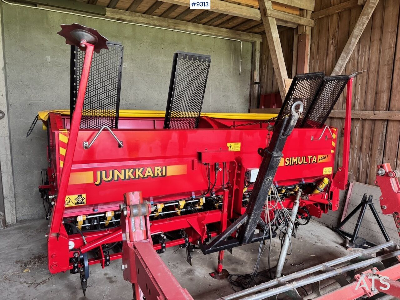 2003 Junkkari Simulta 3000T Seed Drill with Control Box – Only 1 Owner! - Посевной комплекс: фото 1 2003 Junkkari Simulta 3000T Seed Drill with Control Box – Only 1 Owner! - Посевной комплекс: фото 1