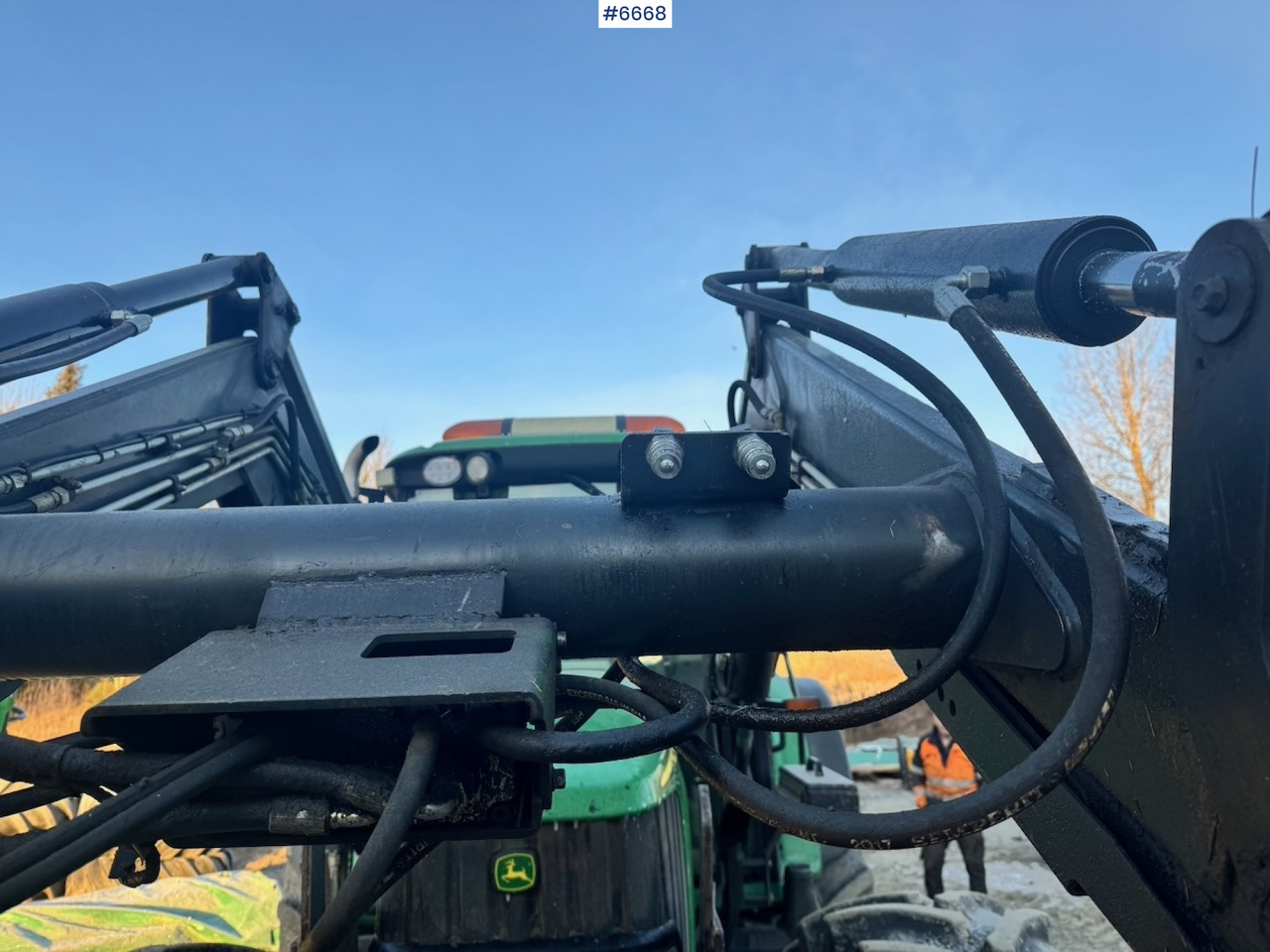 2005 John Deere 6420S w/ Front Loader. 6000 hours. - Трактор: фото 4 2005 John Deere 6420S w/ Front Loader. 6000 hours. - Трактор: фото 4