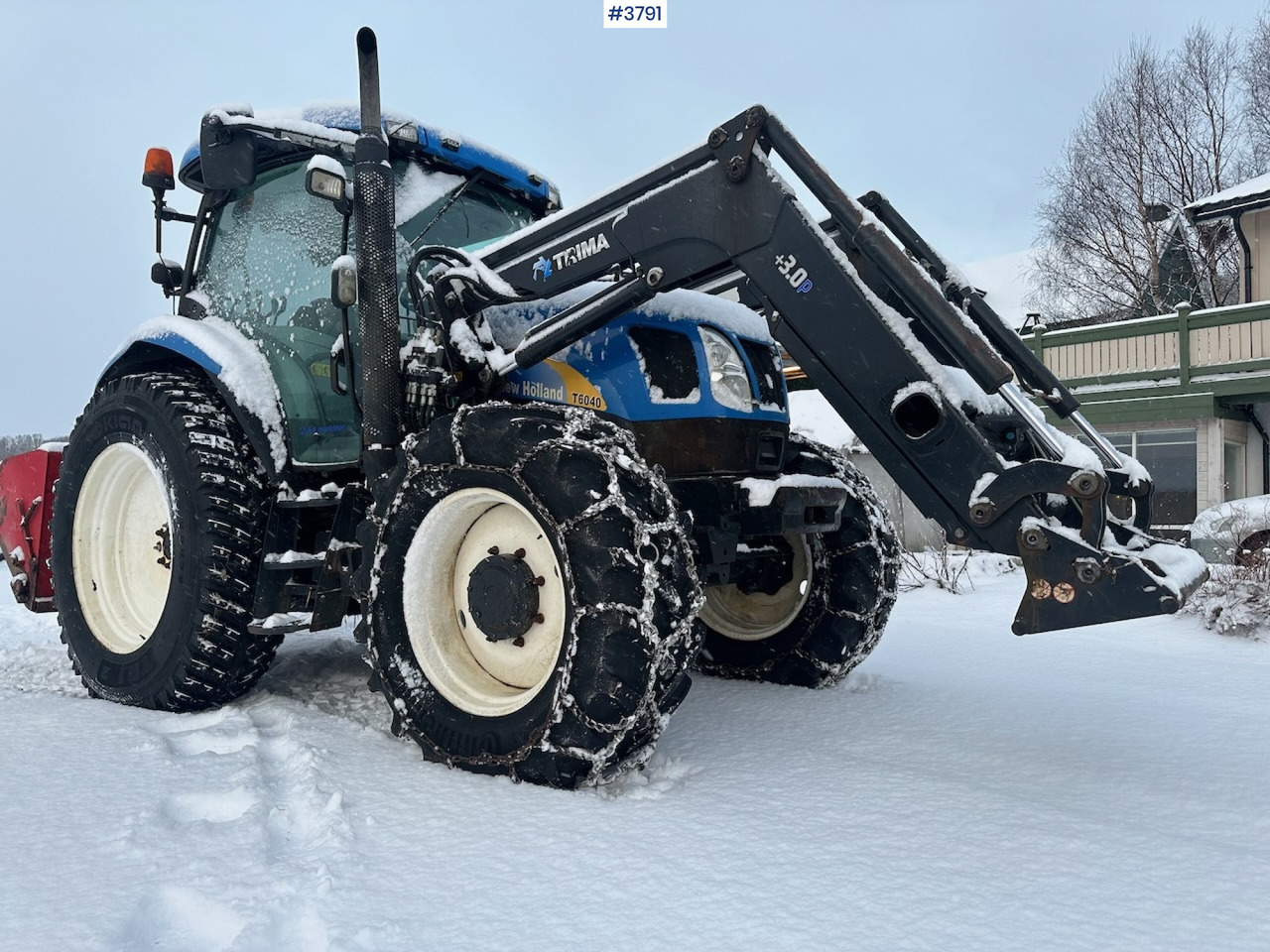 2010 New Holland T6040 4x4 plow rigged tractor w/ Trima +3.0p front loader, brand new chains, snow bucket and Westbjørn snow blower. WATCH VIDEO. - Трактор: фото 2 2010 New Holland T6040 4x4 plow rigged tractor w/ Trima +3.0p front loader, brand new chains, snow bucket and Westbjørn snow blower. WATCH VIDEO. - Трактор: фото 2
