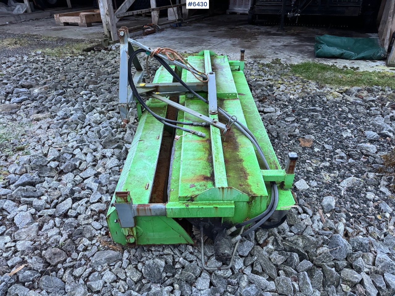 2012 Bemo 2300 with quick coupling. Price on request. - Щетка: фото 3 2012 Bemo 2300 with quick coupling. Price on request. - Щетка: фото 3