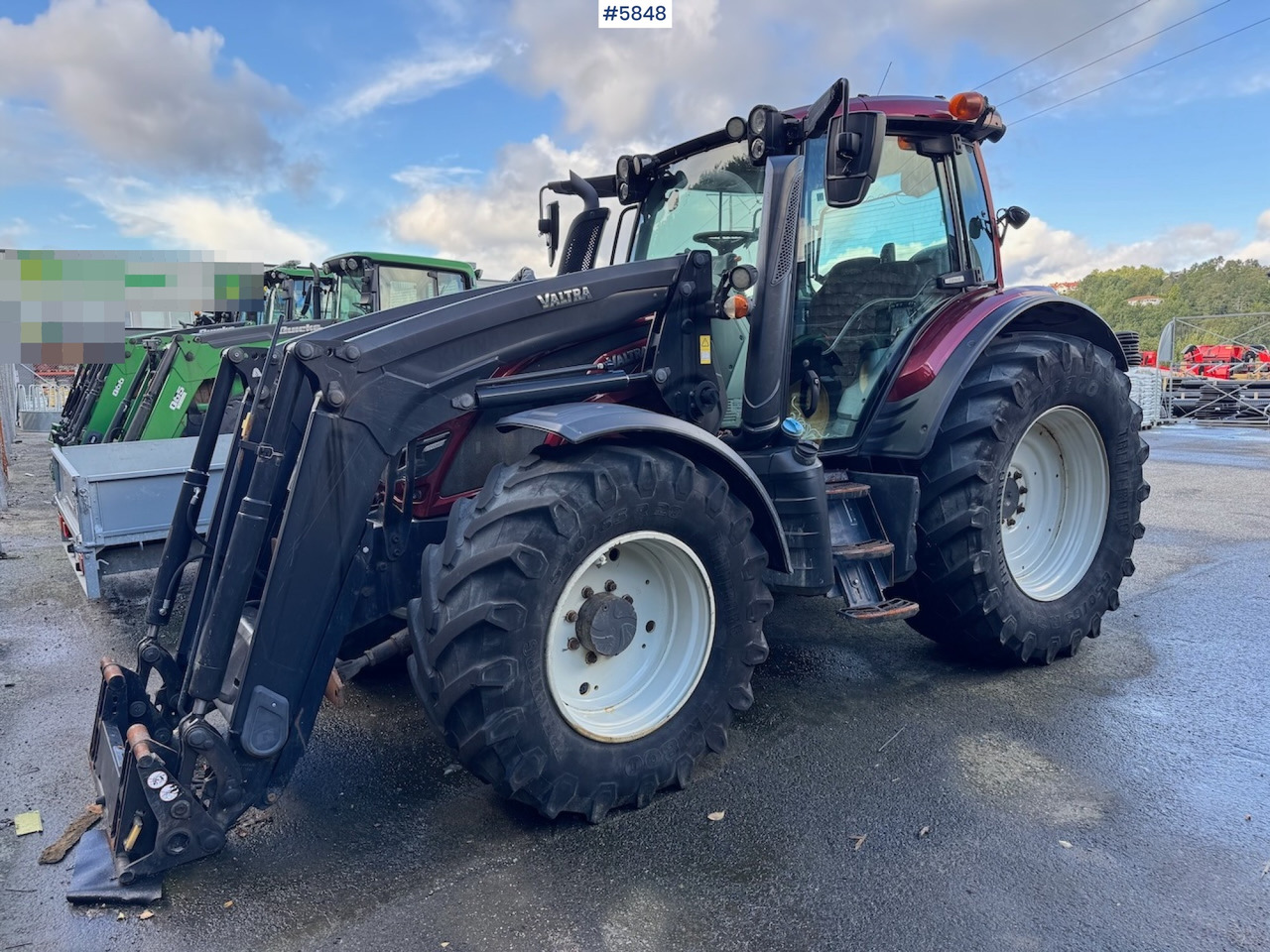 2018 Valtra N174 w/ front loader and plow plate. - Трактор: фото 3 2018 Valtra N174 w/ front loader and plow plate. - Трактор: фото 3