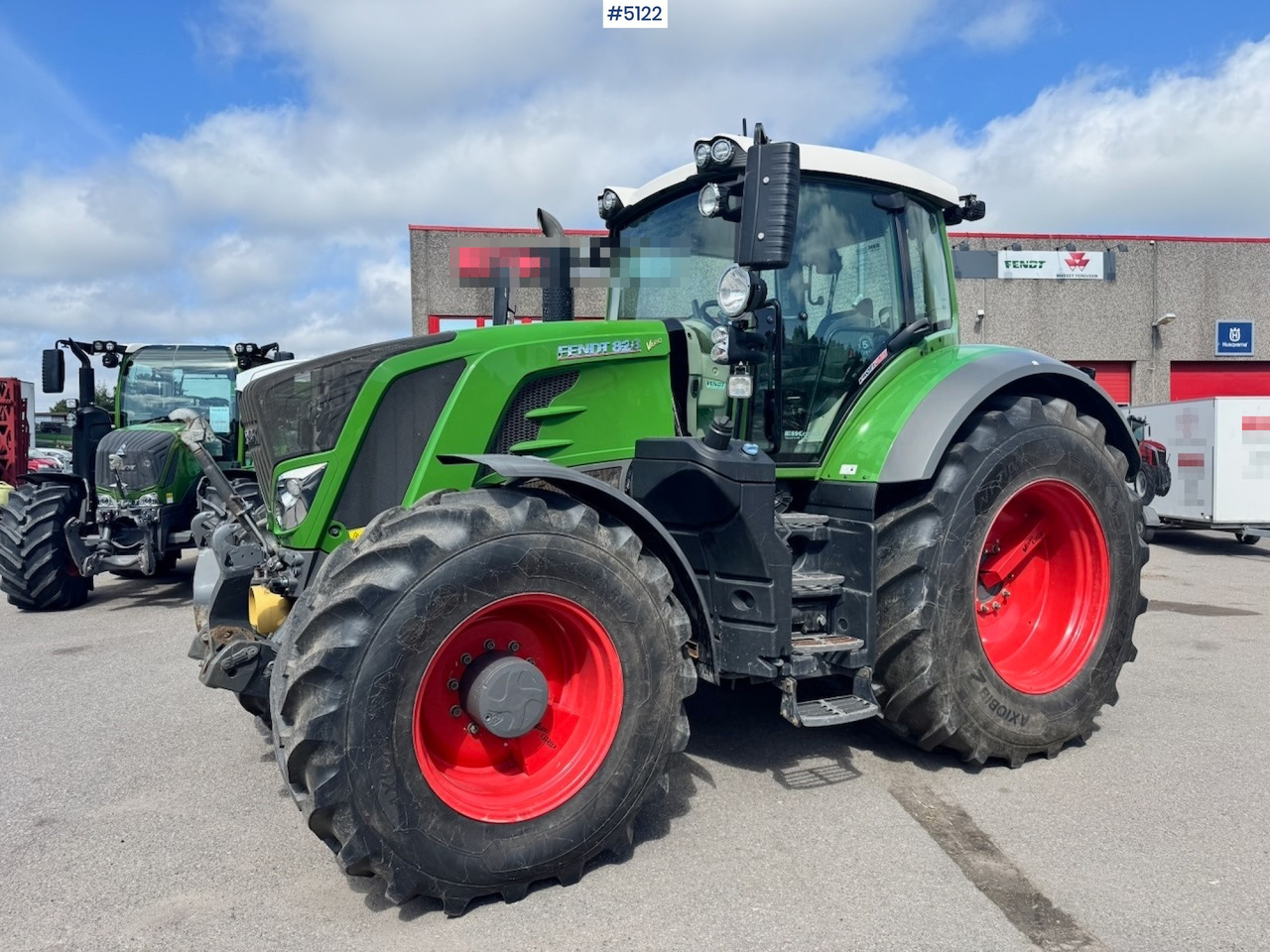 2019 Fendt 828 Vario w/ Front hydraulics and Front PTO. - Трактор: фото 1 2019 Fendt 828 Vario w/ Front hydraulics and Front PTO. - Трактор: фото 1