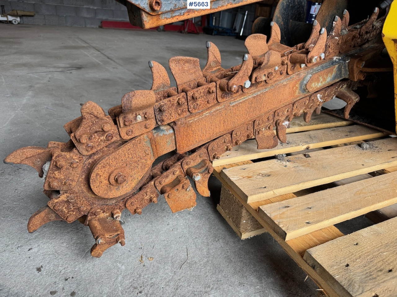 2020 Digga BFT-000021 Trencher - Валочная головка: фото 4 2020 Digga BFT-000021 Trencher - Валочная головка: фото 4