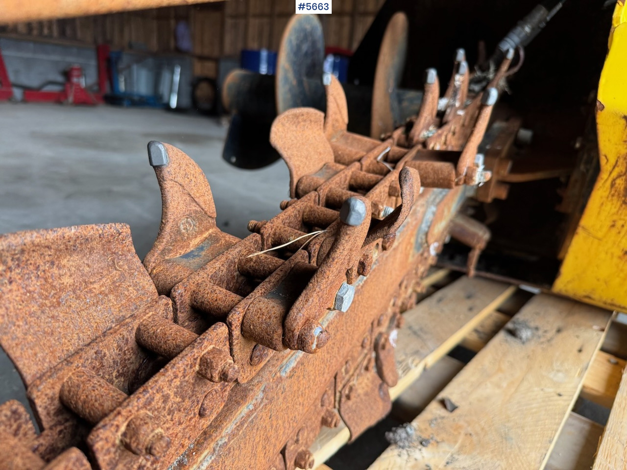 2020 Digga BFT-000021 Trencher - Валочная головка: фото 5 2020 Digga BFT-000021 Trencher - Валочная головка: фото 5