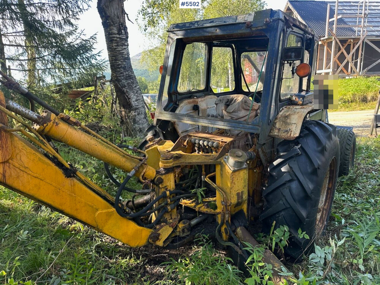 Circa 1974 Ford 4000 tractor w/ front loader and excavator. REP.OBJECT - Трактор: фото 5 Circa 1974 Ford 4000 tractor w/ front loader and excavator. REP.OBJECT - Трактор: фото 5