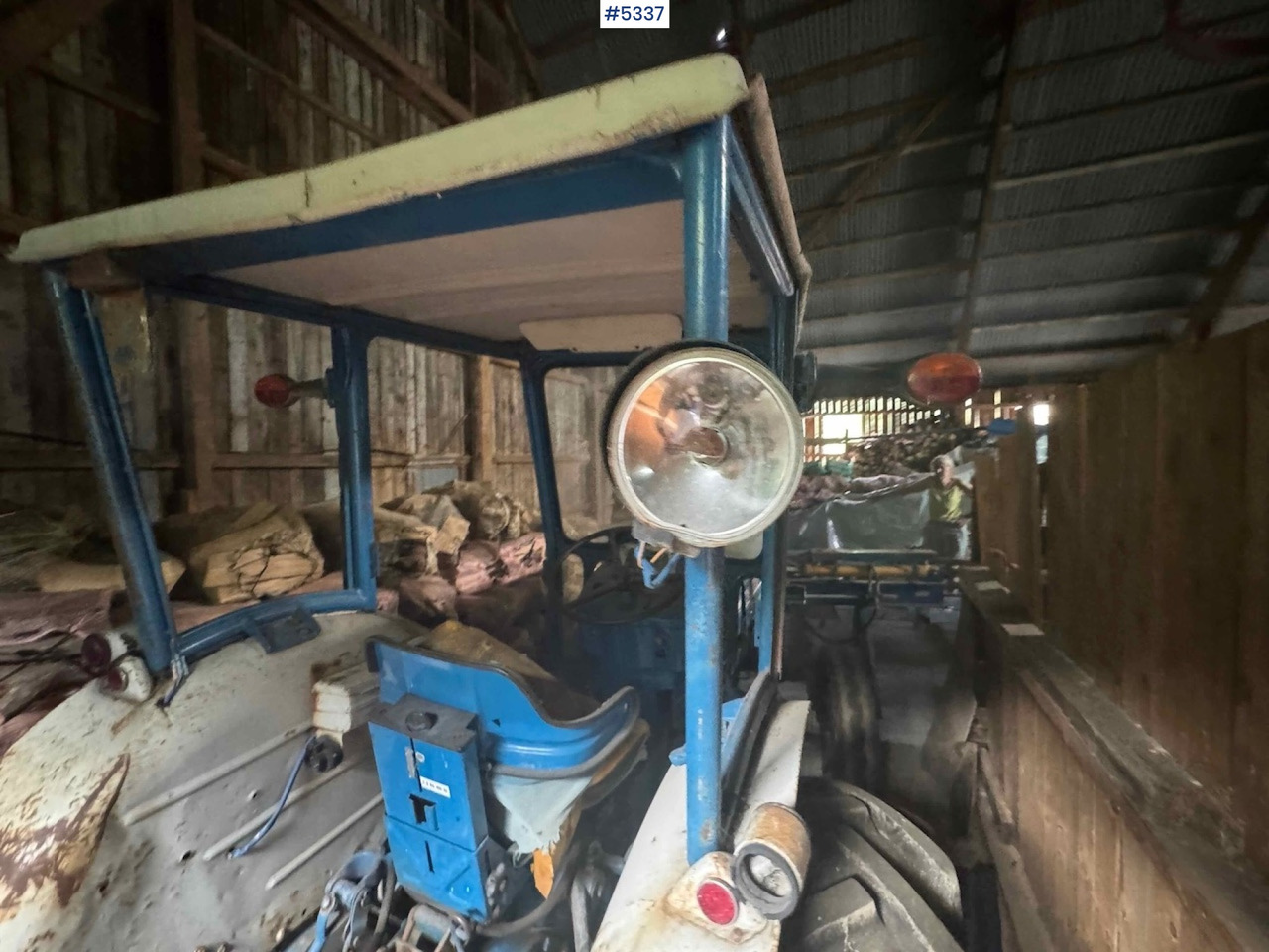 Трактор Ford 3000 traktor m/ skuffe: фото 10 Трактор Ford 3000 traktor m/ skuffe: фото 10