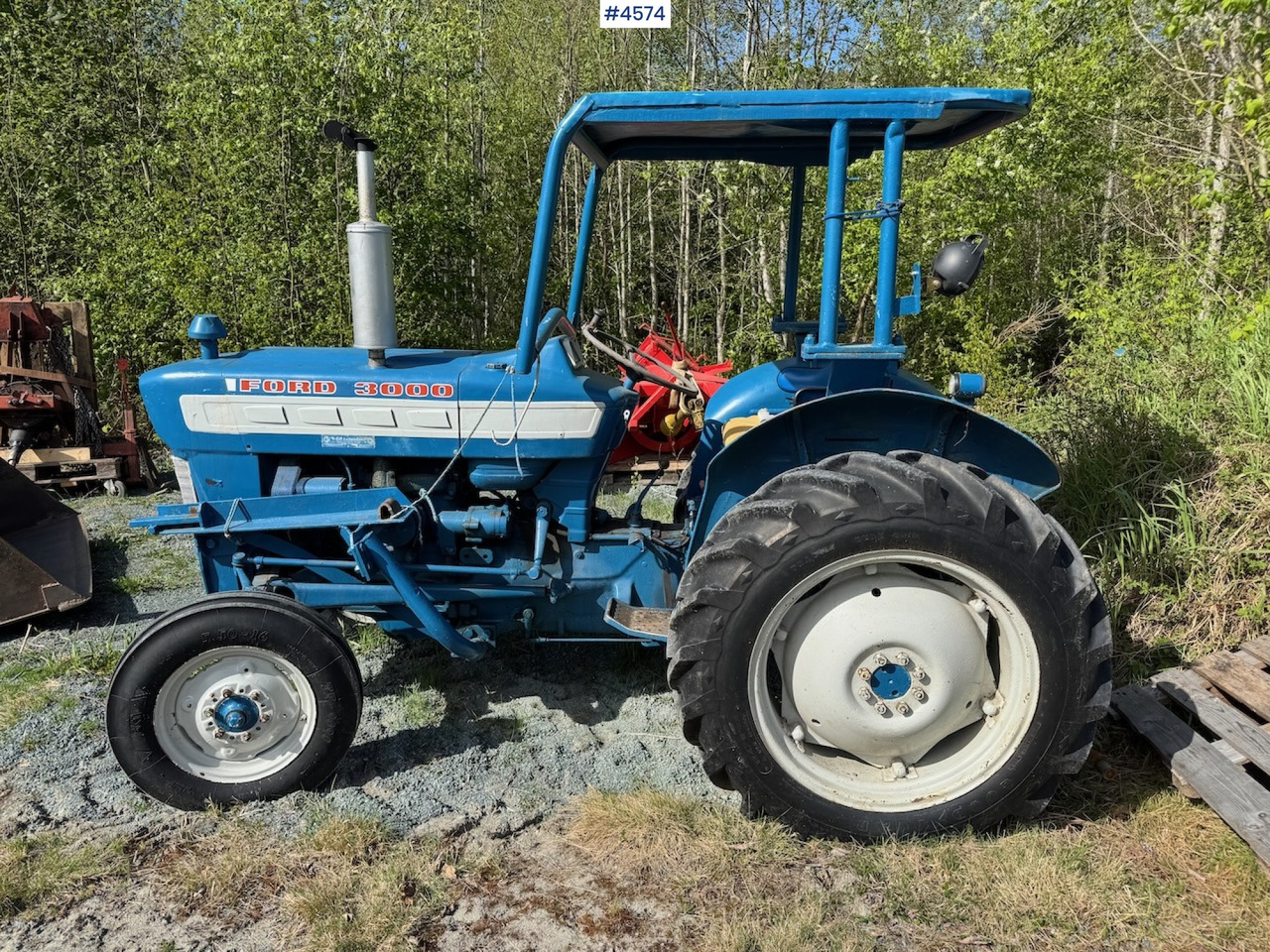 Трактор Ford 3000 w/front loader: фото 1