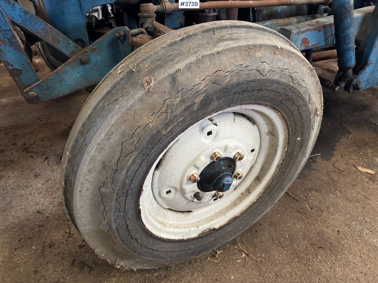 Трактор Ford Super Dexta w/front loader: фото 20
