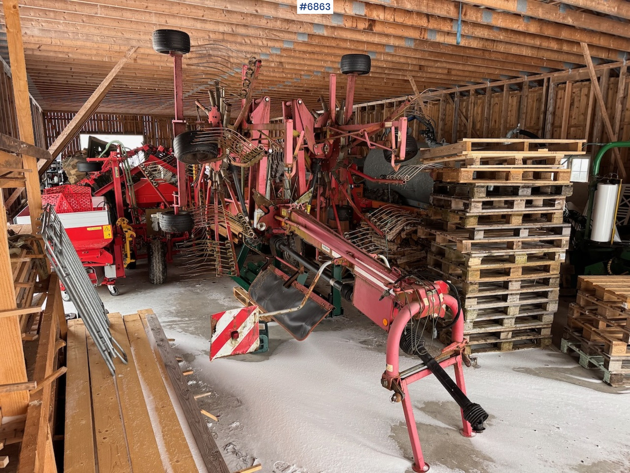 JF STOLL M800 Pro Collector Rake. - Техника для сенозаготовки: фото 3 JF STOLL M800 Pro Collector Rake. - Техника для сенозаготовки: фото 3