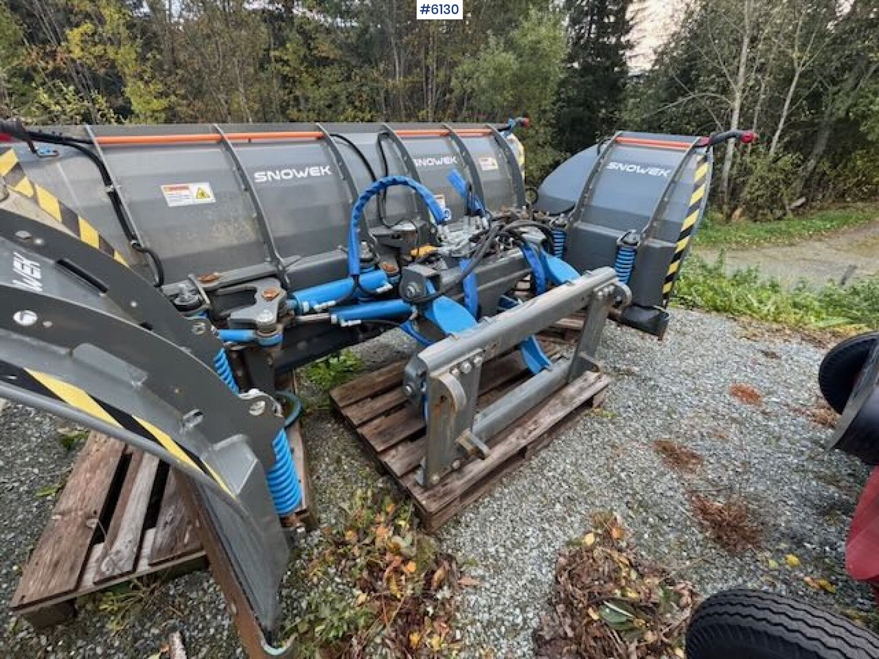 Коммунальная/ Специальная техника 2023 Snowek U420 U-plow w/ remote control!: фото 16 Коммунальная/ Специальная техника 2023 Snowek U420 U-plow w/ remote control!: фото 16