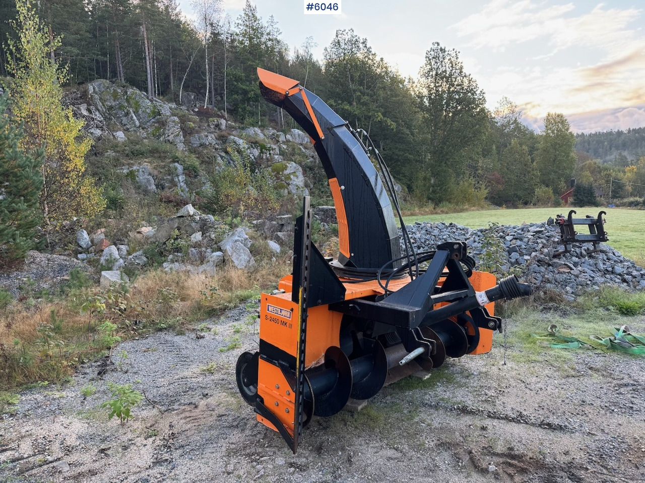 Westbjørn S-2450 MK III. - Коммунальная/ Специальная техника: фото 1 Westbjørn S-2450 MK III. - Коммунальная/ Специальная техника: фото 1