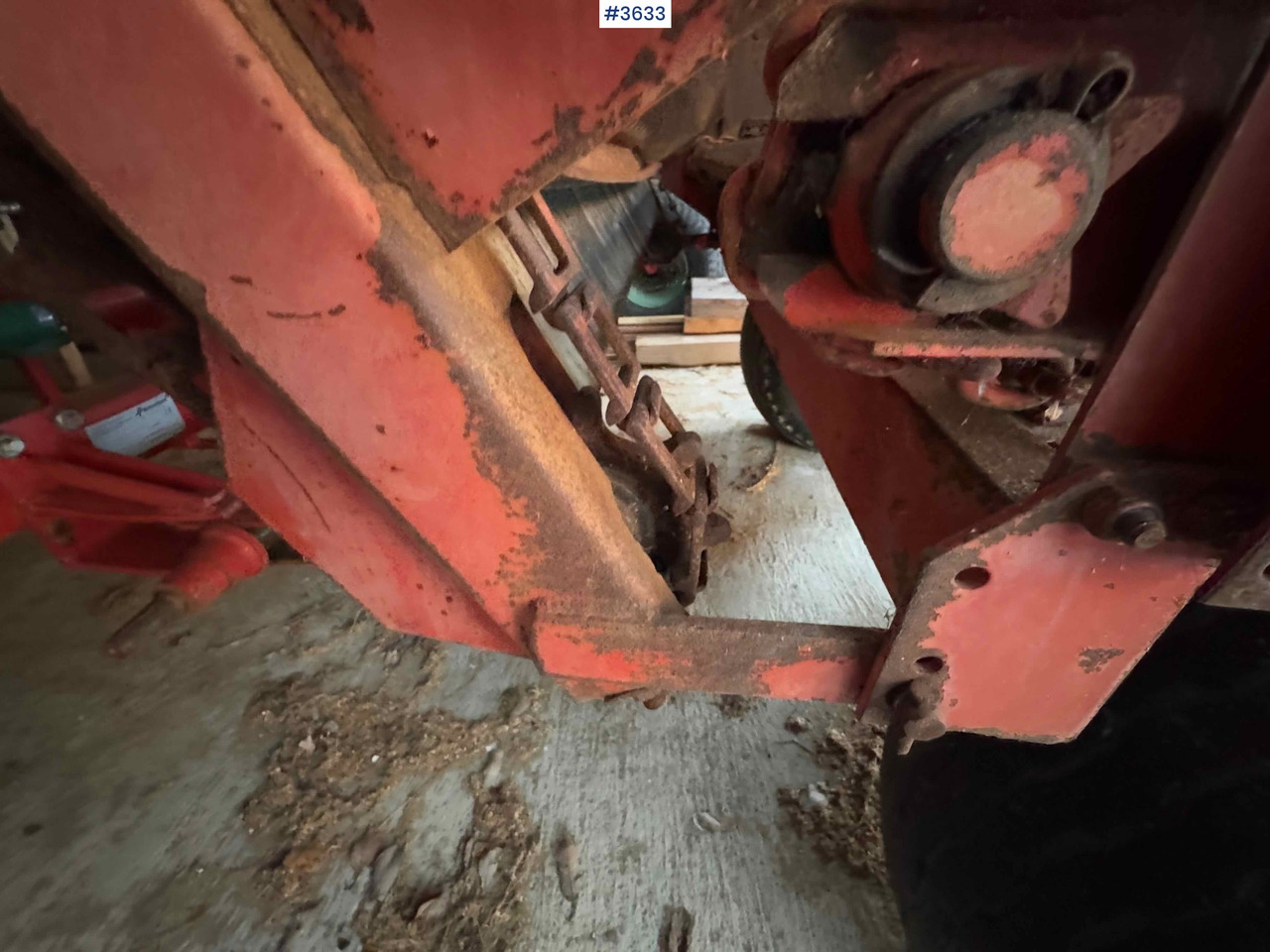 Техника для сенозаготовки Kverneland UN7000 unloading trailer: фото 9