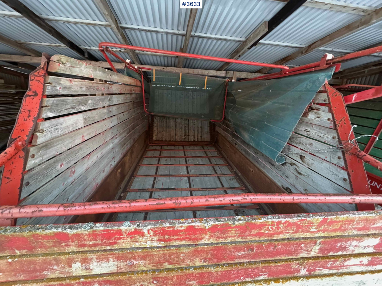 Техника для сенозаготовки Kverneland UN7000 unloading trailer: фото 8