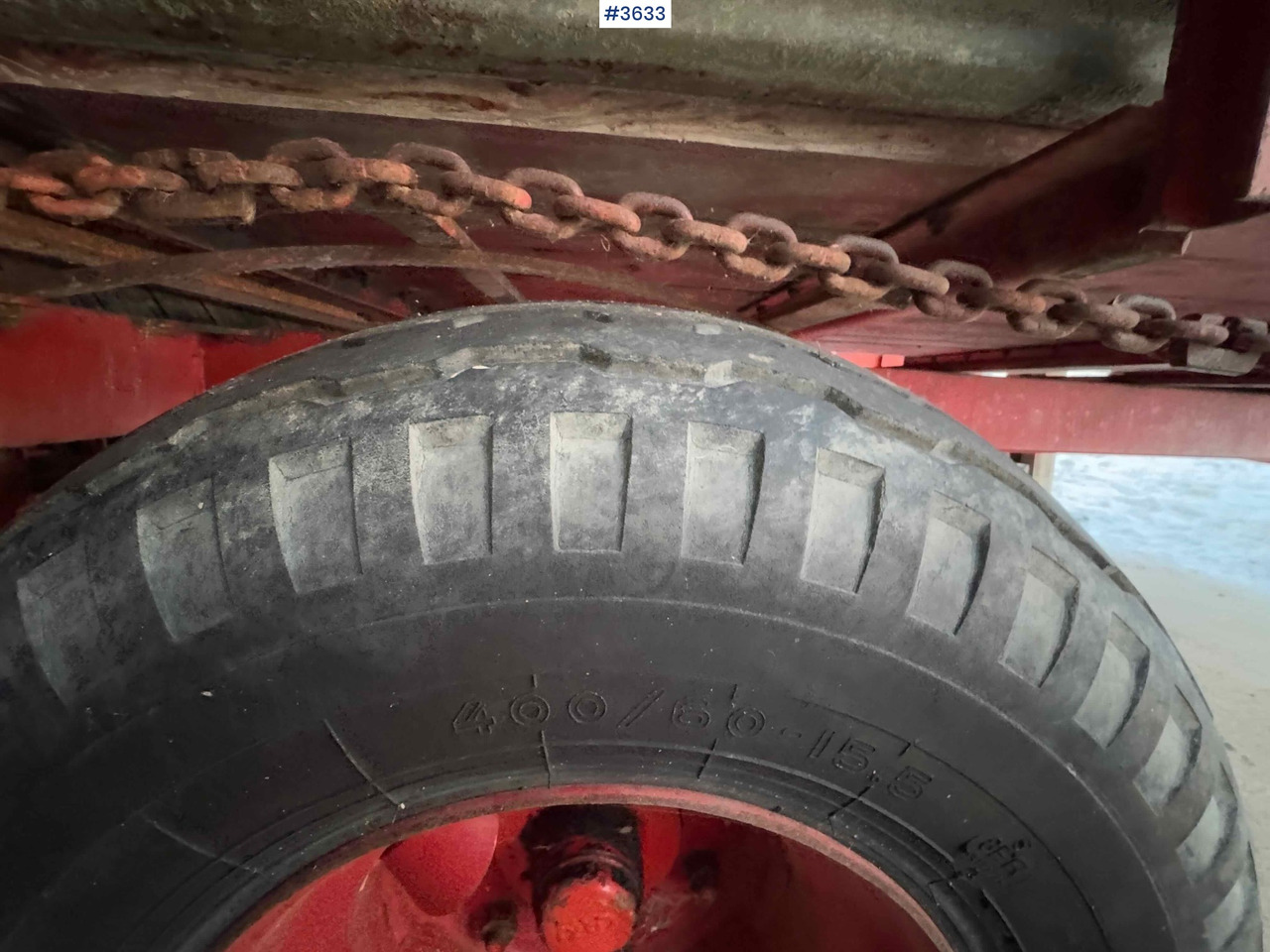 Техника для сенозаготовки Kverneland UN7000 unloading trailer: фото 15