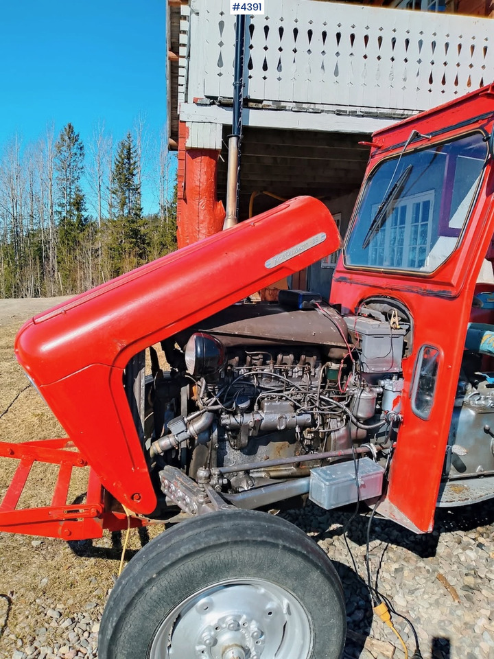 Massey Ferguson 35 - Трактор: фото 4 Massey Ferguson 35 - Трактор: фото 4