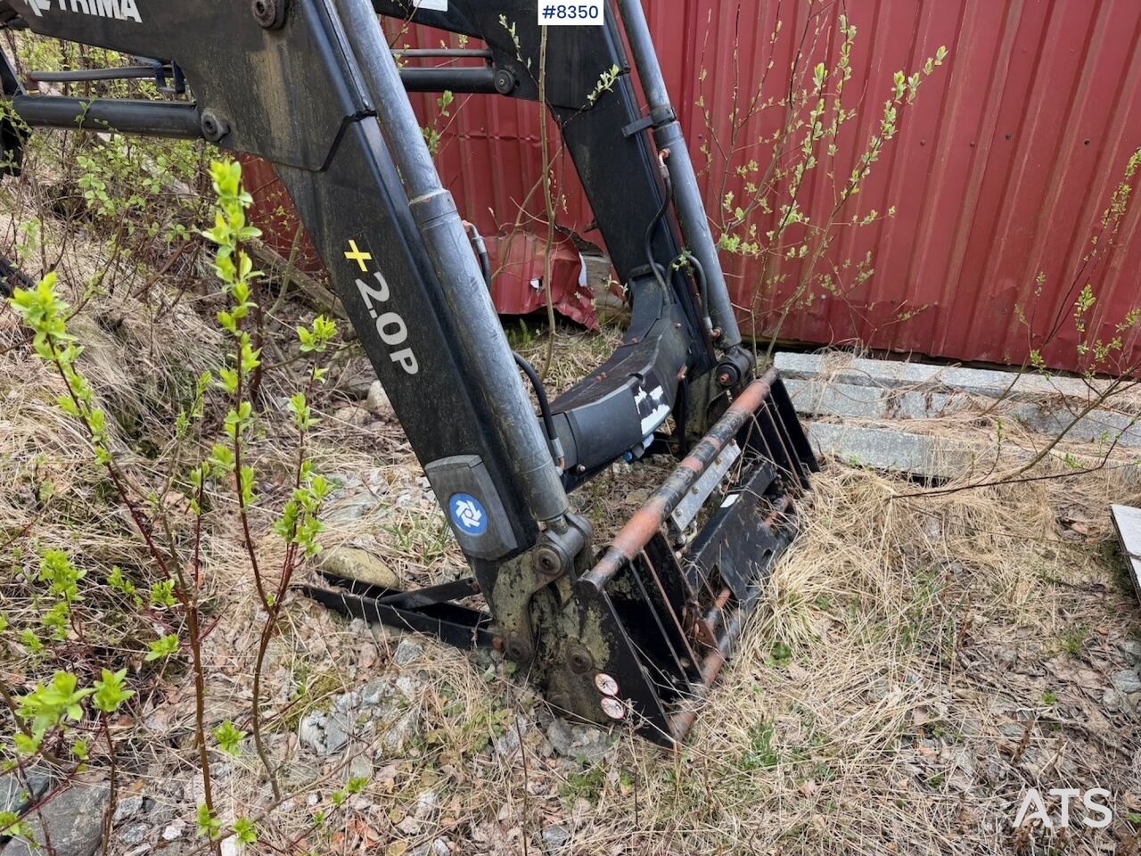 Trima +2.0P Front loader - Фронтальный погрузчик для трактора: фото 1 Trima +2.0P Front loader - Фронтальный погрузчик для трактора: фото 1