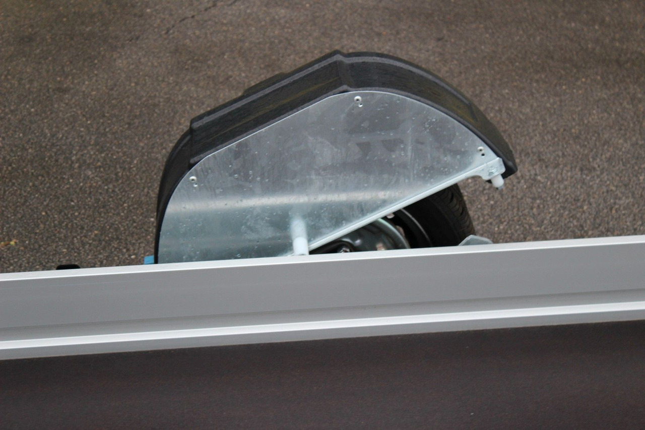 Низкорамный прицеп Humbaur Absenkanhänger HKT 183117 S PKW Motorrad AKTION: фото 15