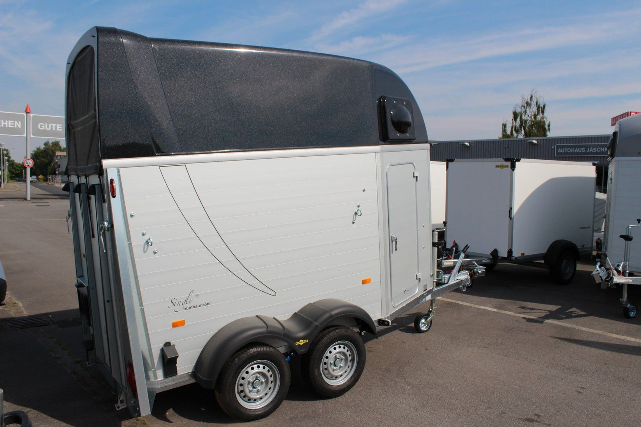 Humbaur Single Alu 1600 Pferdeanhänger Sattelkammer - Прицеп для перевозки животных: фото 2 Humbaur Single Alu 1600 Pferdeanhänger Sattelkammer - Прицеп для перевозки животных: фото 2