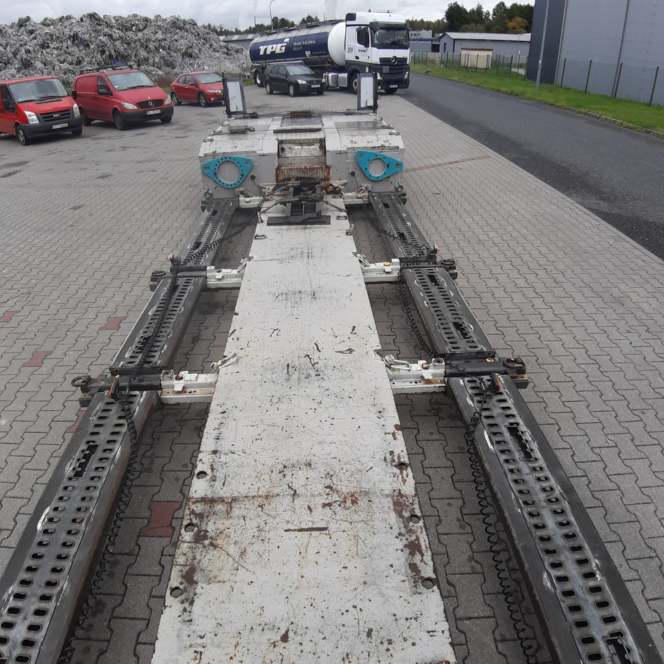 BERTOJA S36 Niskopodłogowa Tiefbett 2 osiowy 2011 r. - Низкорамный полуприцеп: фото 4 BERTOJA S36 Niskopodłogowa Tiefbett 2 osiowy 2011 r. - Низкорамный полуприцеп: фото 4