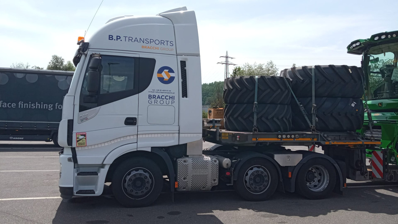 IVECO IVECO STRALIS 510 Hi-Way AS 440STX/P Euro VI z salonu Italia - Тягач: фото 2 IVECO IVECO STRALIS 510 Hi-Way AS 440STX/P Euro VI z salonu Italia - Тягач: фото 2