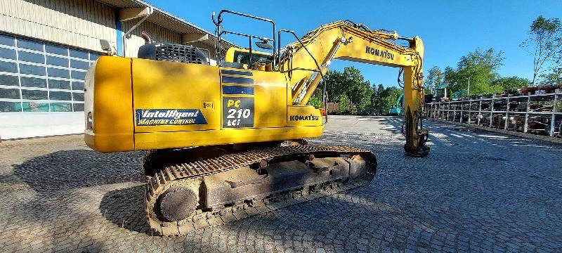 Komatsu PC210LCi-10 - Гусеничный экскаватор: фото 1 Komatsu PC210LCi-10 - Гусеничный экскаватор: фото 1