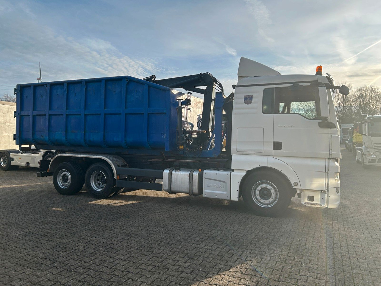 Автоманипулятор MAN 26.480 TGX Wechselsystem Abroller+Kran+Container: фото 14 Автоманипулятор MAN 26.480 TGX Wechselsystem Abroller+Kran+Container: фото 14